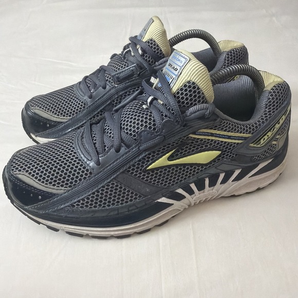Brooks Shoes - Brooks Dyad 7 Women's Running Athletic Shoes Gray/ Yellow Sz 10.5 B Gym Shoe Fit